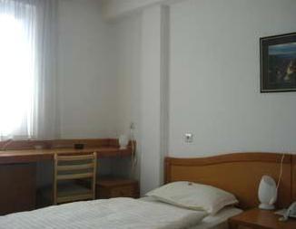 Omega Ambasador Hotel SJJ Pokoj fotografie